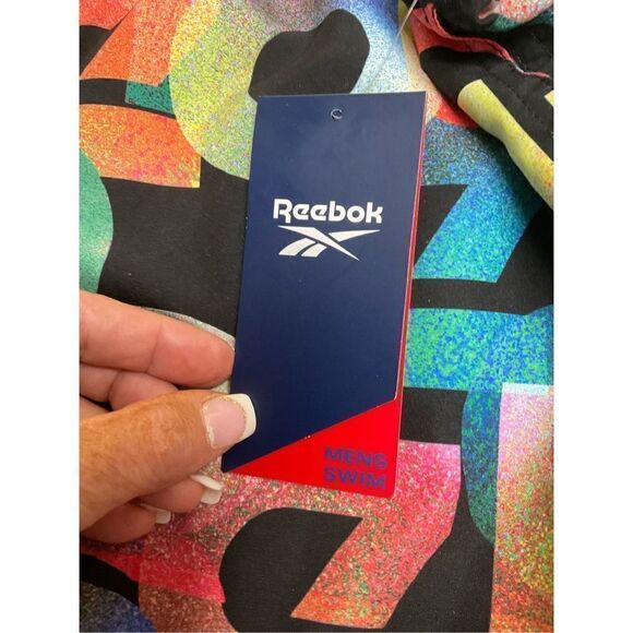 Reebok NWT Men’s Swim Shorts Size XL - Picture 6 of 8